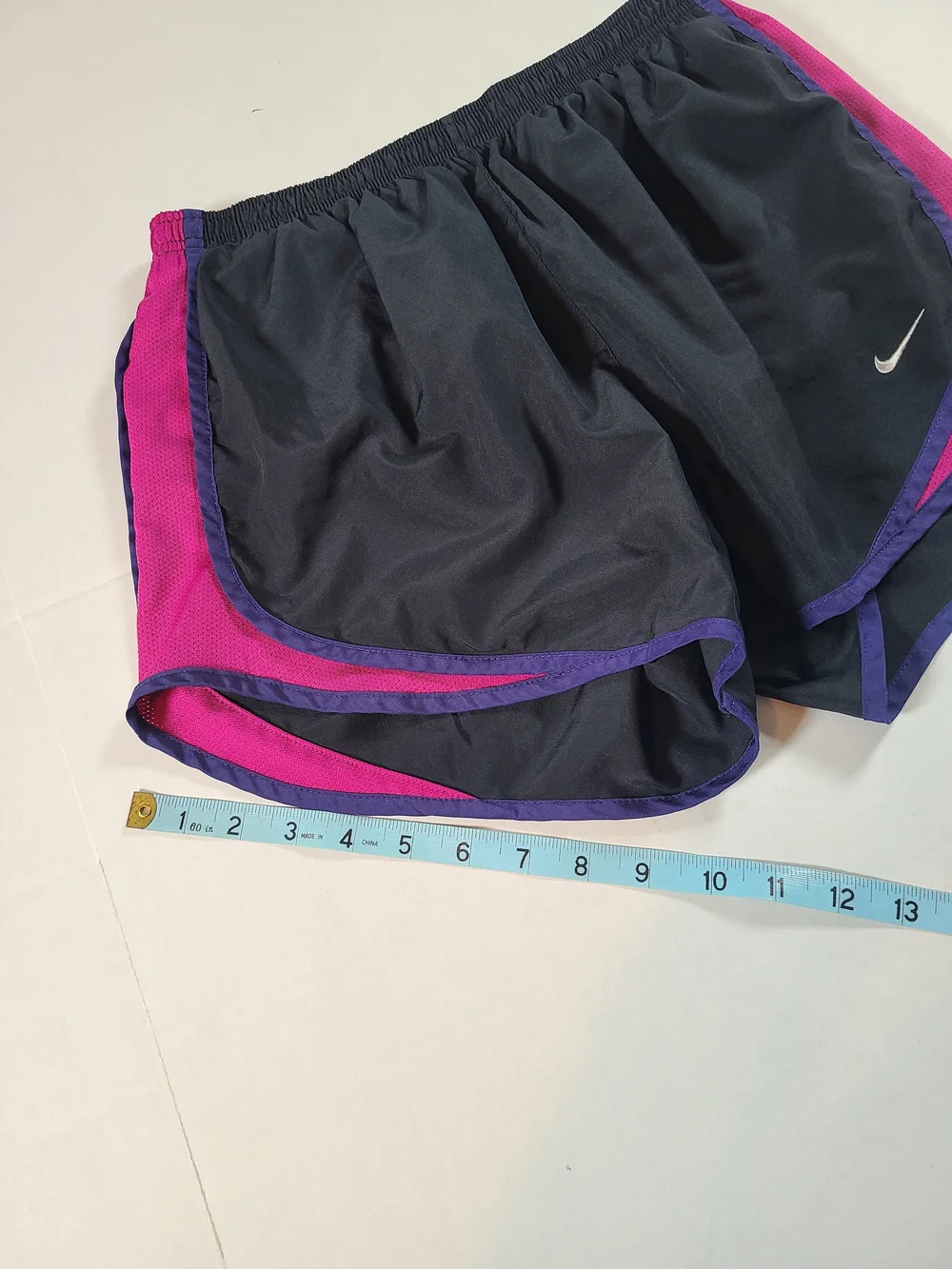 Nike Black Womens Athletic Dri Fit Shorts with Purple Trim Size M